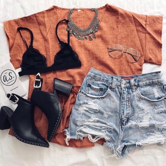 Tops - MELANIE Ruffle Hem Top - RUST